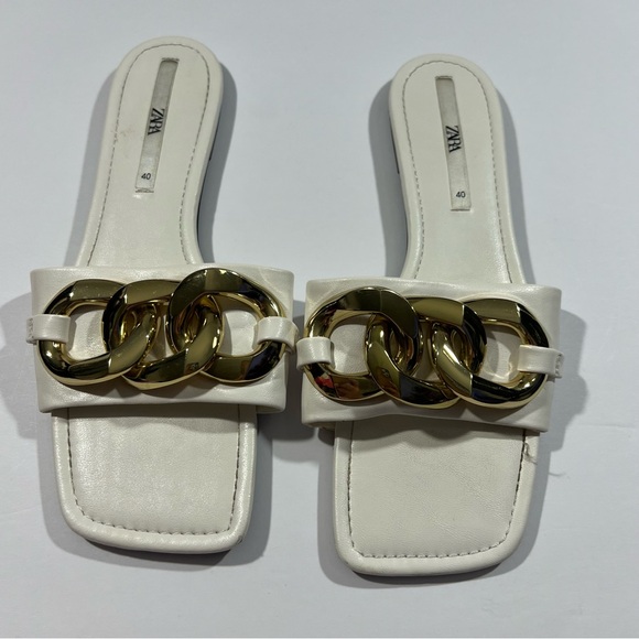 Zara White with Gold Chain Flat Slide Sandals Size 40 US Size 9.5 - Picture 2 of 7